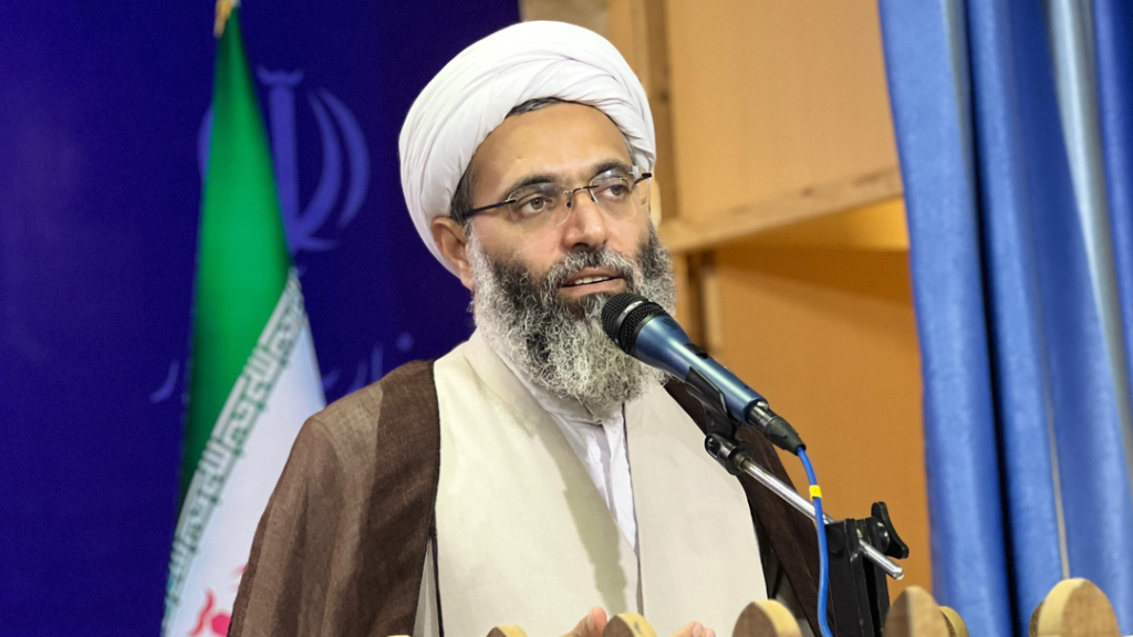 امام جمعه قشم: گره‌گشایی از کار مردم اولویت مدیران باشد
